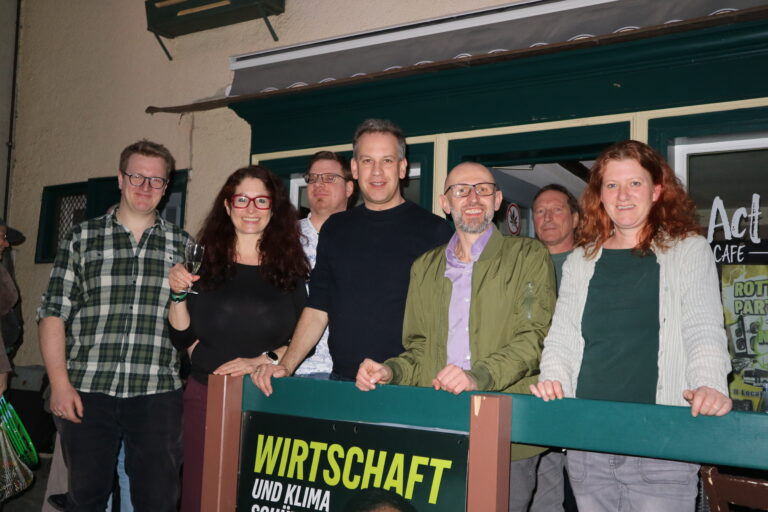 Ausgelassene Stimmung auf der grünen Wahlparty