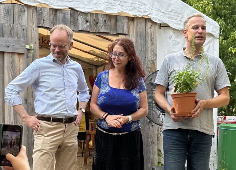 Grünes Sommerfest im Bettlinsbad